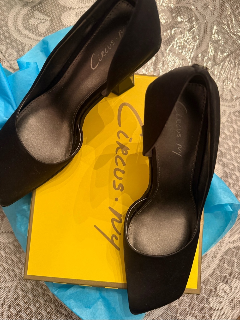 Circus by Sam Edelman Black Square-Toe Mid Block Heel Pumps